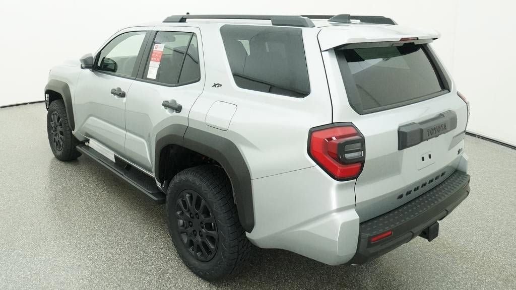 New 2026 Toyota 4Runner SR5 AWD/4WD image 5