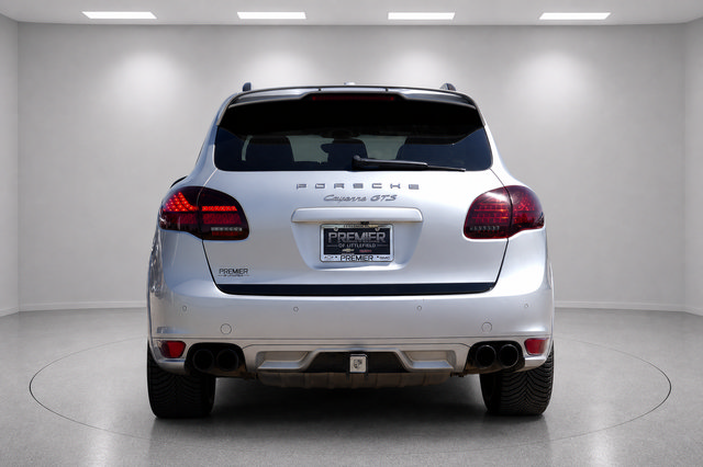 Used 2014 Porsche Cayenne GTS AWD/4WD image 4