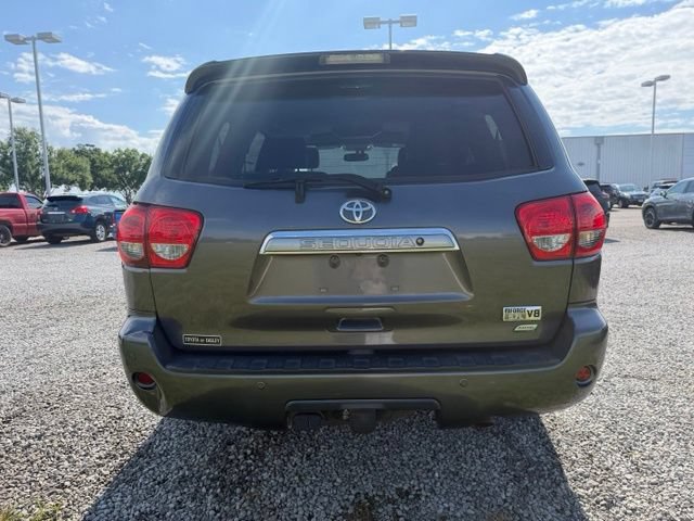 Used 2014 Toyota Sequoia Platinum AWD/4WD image 3