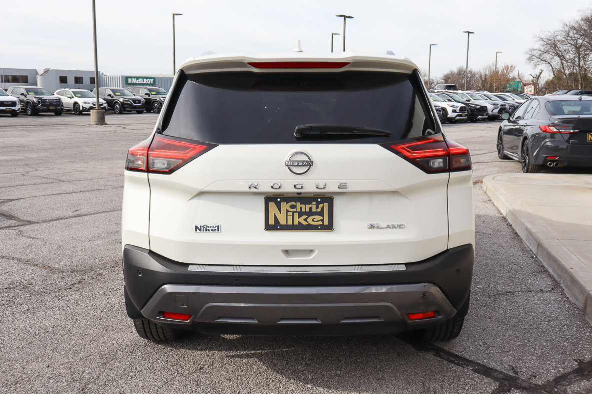 Used 2023 Nissan Rogue SL w/ SL Premium Package AWD/4WD image 5