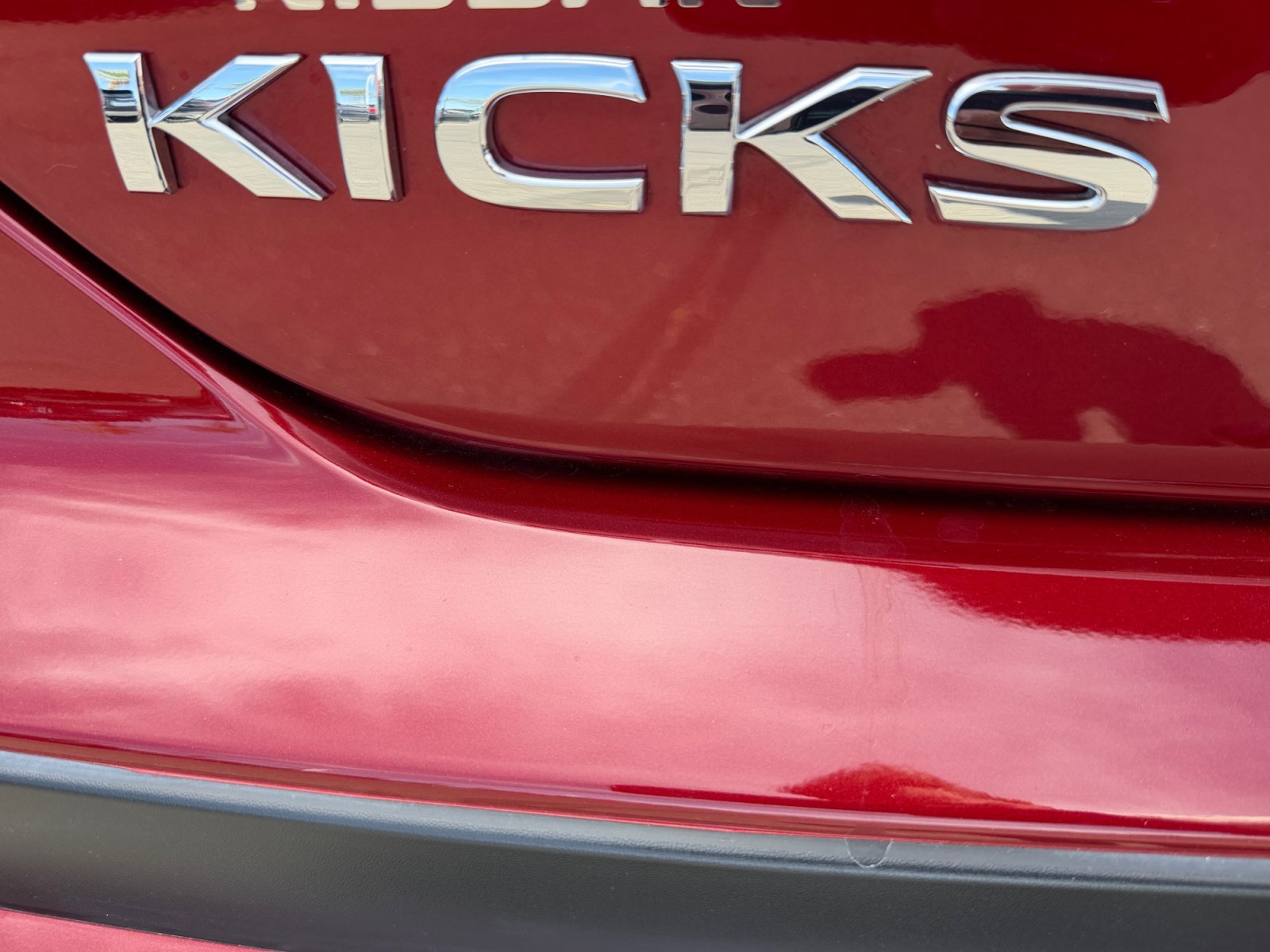 Used 2023 Nissan Kicks SR w/ SR Premium Package FWD image 24