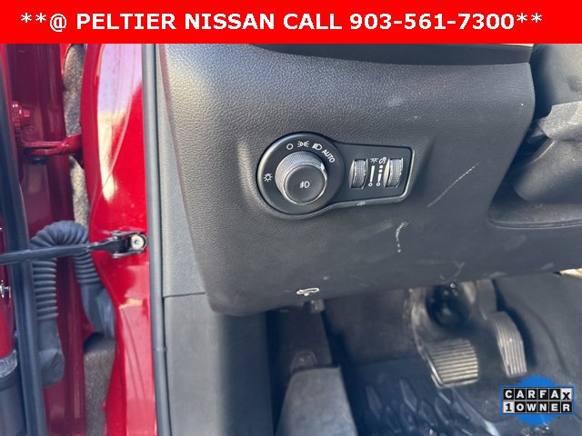 Used 2023 Jeep Compass Limited image 13