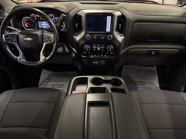Used 2021 Chevrolet Silverado 1500 LT w/ Z71 Off-Road Package AWD/4WD image 22