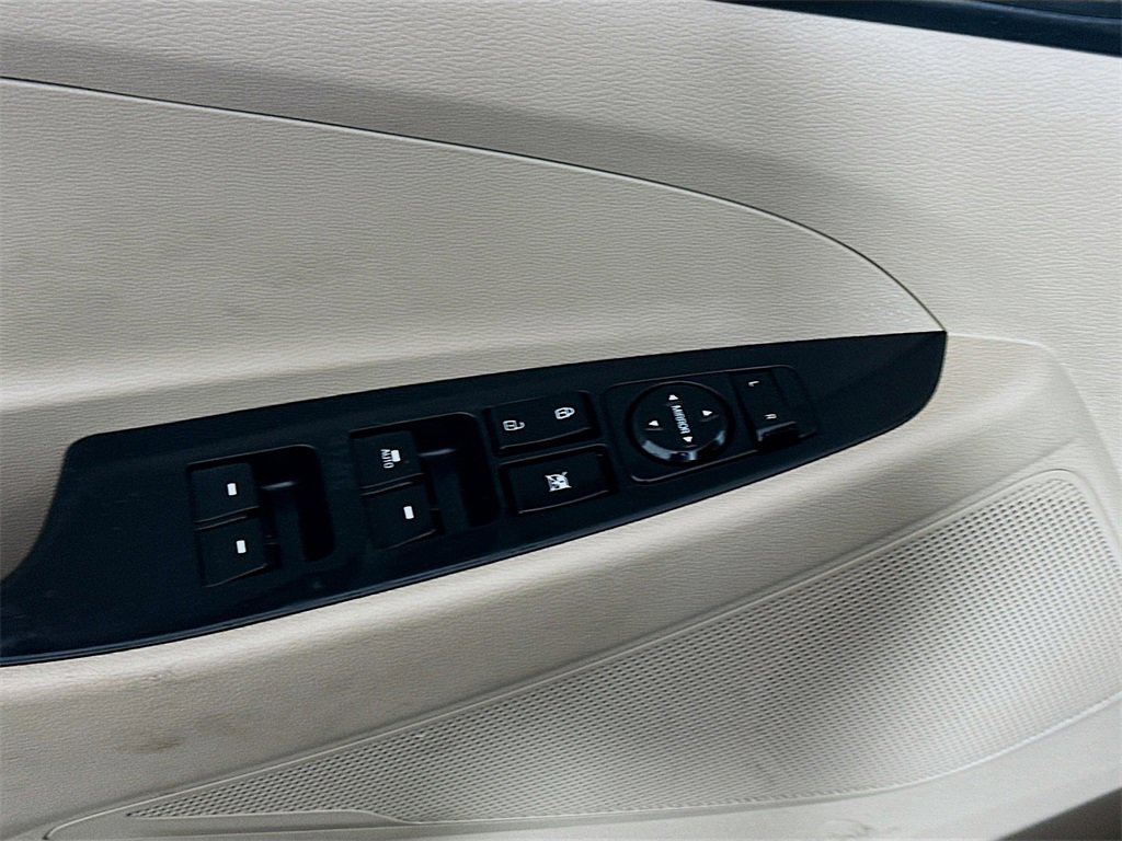 Used 2016 Hyundai Tucson Eco image 17