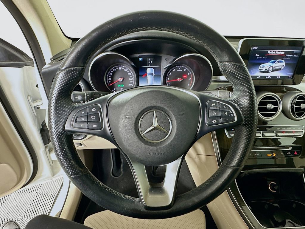 Used 2019 Mercedes-Benz GLC 300 image 18