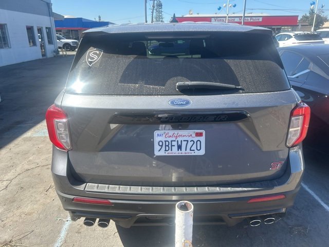 Used 2022 Ford Explorer ST w/ ST Street Pack image 4
