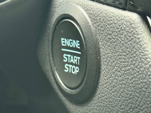 Certified 2023 Ford Escape ST-Line Select AWD/4WD image 15