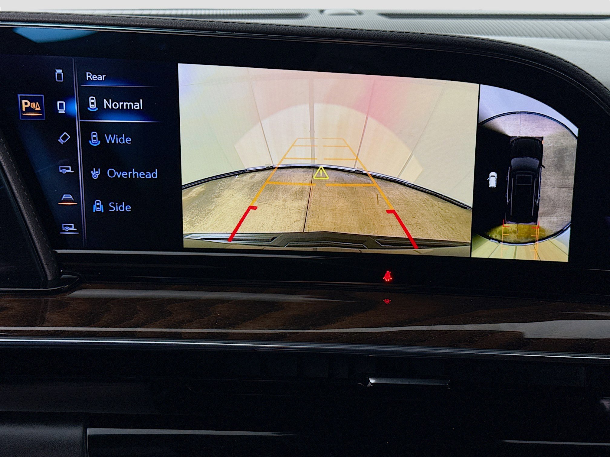 Used 2023 Cadillac Escalade Sport Platinum w/ LPO, ONYX Package AWD/4WD image 14