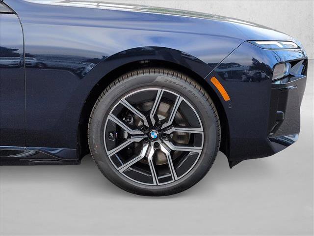 New 2026 BMW 750e xDrive image 10