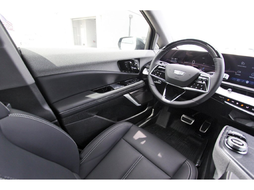 New 2027 Cadillac Optiq Sport AWD/4WD image 8