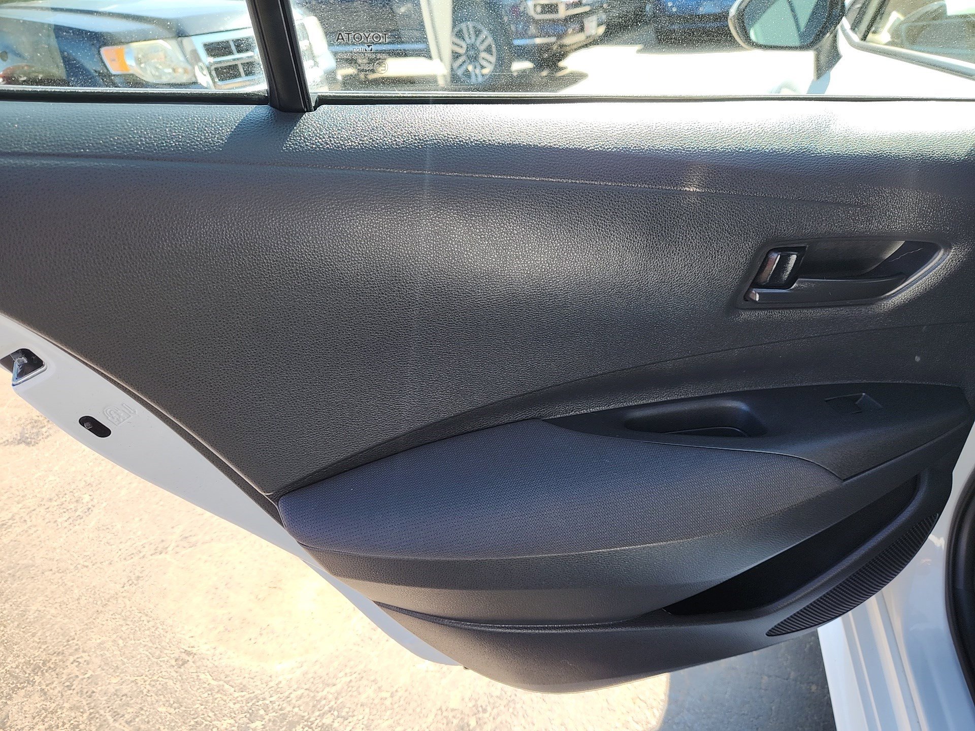 Certified 2025 Toyota Corolla LE image 18