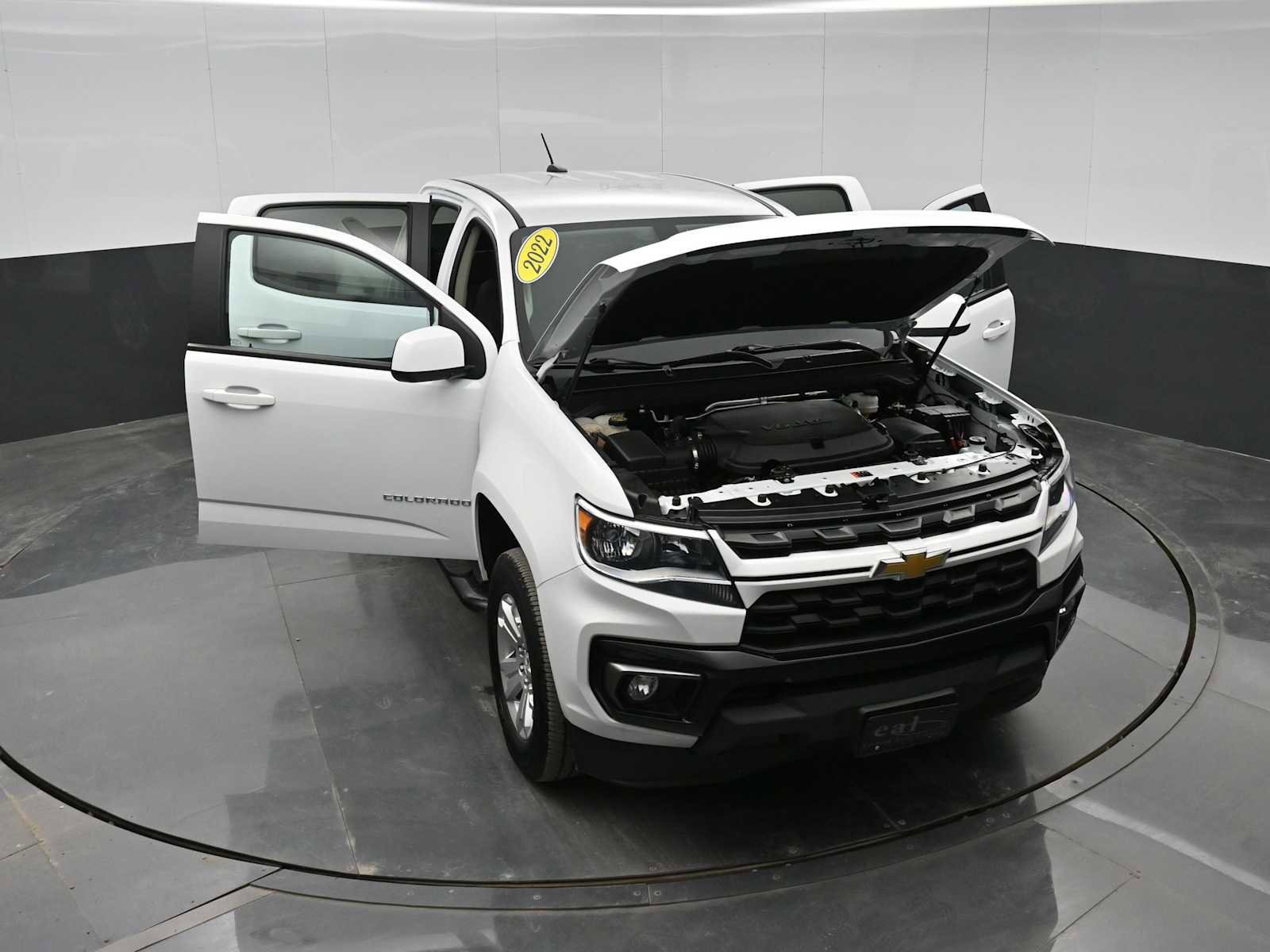 Used 2022 Chevrolet Colorado LT w/ LT Convenience Package image 38
