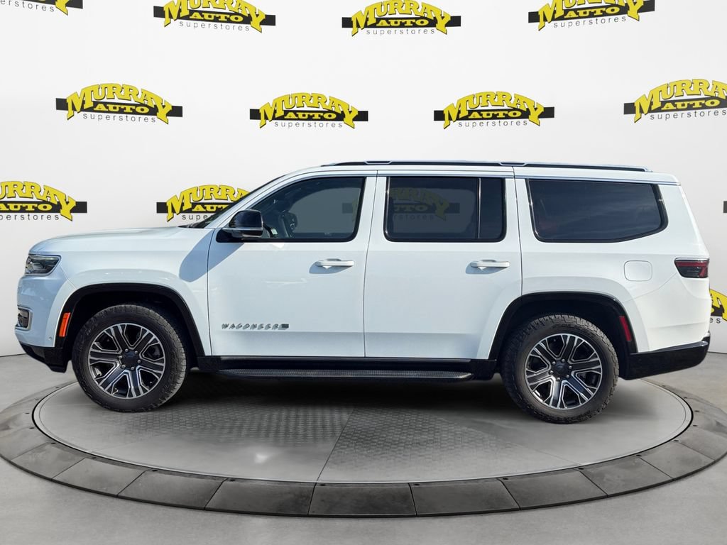Used 2023 Jeep Wagoneer 4WD w/ Premium Group I image 2