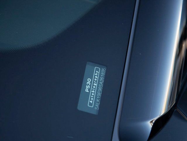 Used 2025 Land Rover Range Rover Autobiography image 35