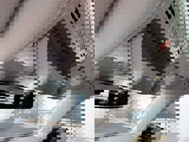 New 2025 Volkswagen Jetta SE image 53