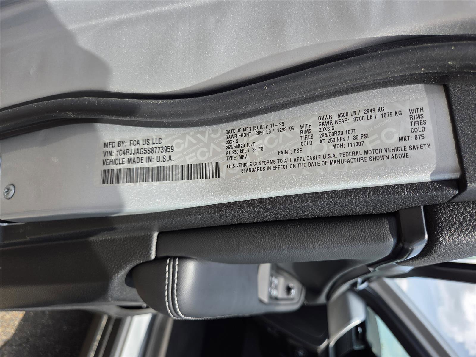 New 2025 Jeep Grand Cherokee L Altitude image 33