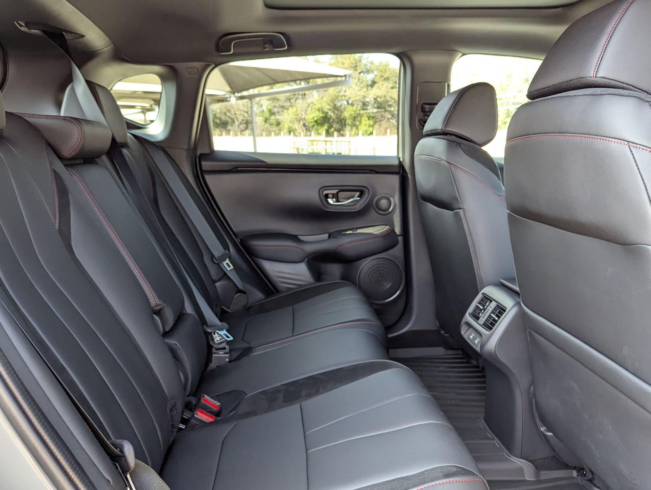 Certified 2025 Acura ADX A-Spec image 25