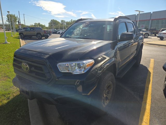 Used 2023 Toyota Tacoma SR AWD/4WD image 3