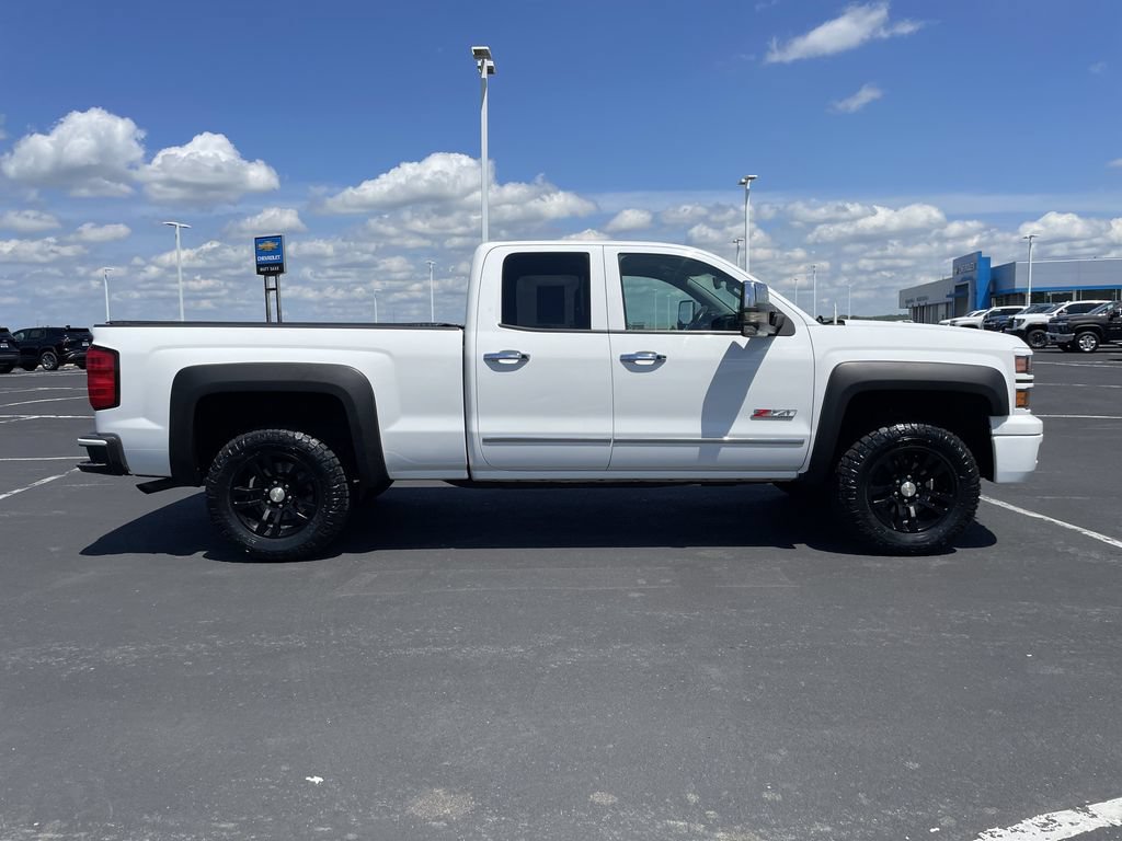 Used 2015 Chevrolet Silverado 1500 LT w/ Custom Sport Edition AWD/4WD image 6
