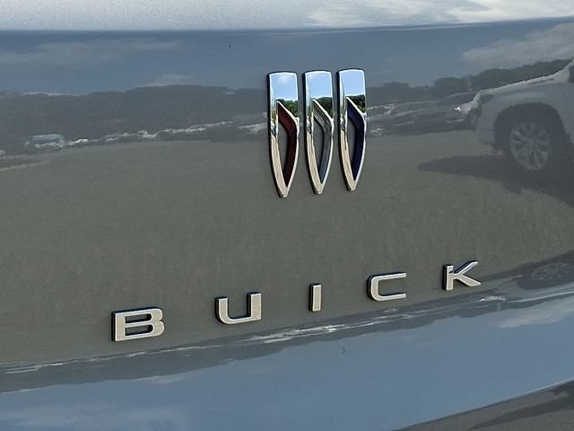 Used 2026 Buick Encore GX Avenir w/ Avenir Technology Package AWD/4WD image 33