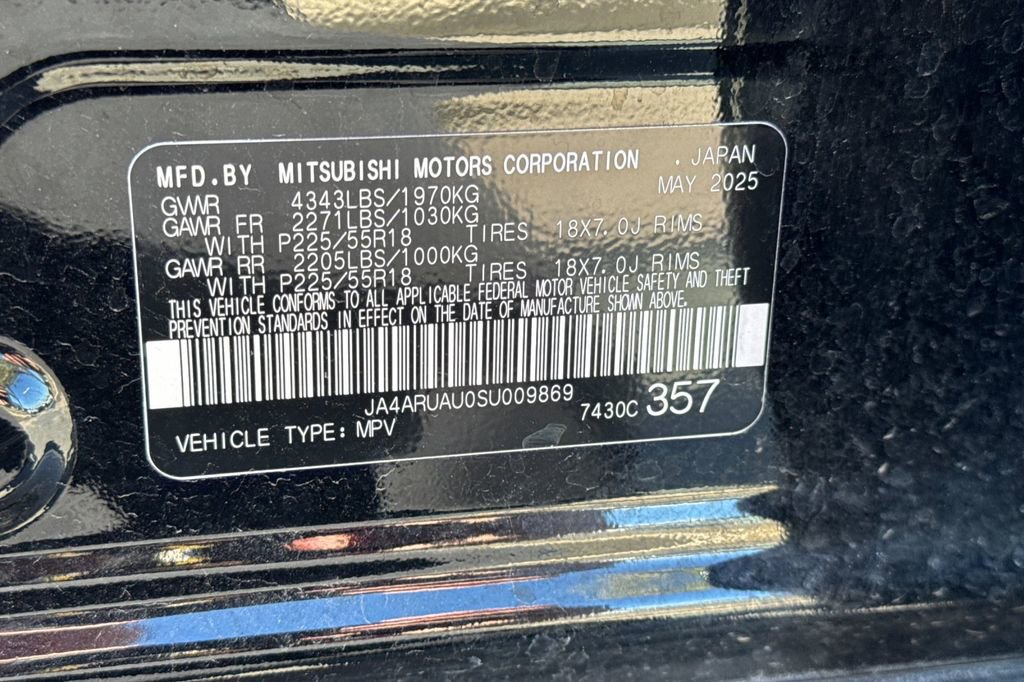 Used 2025 Mitsubishi Outlander Sport LE AWD/4WD image 27