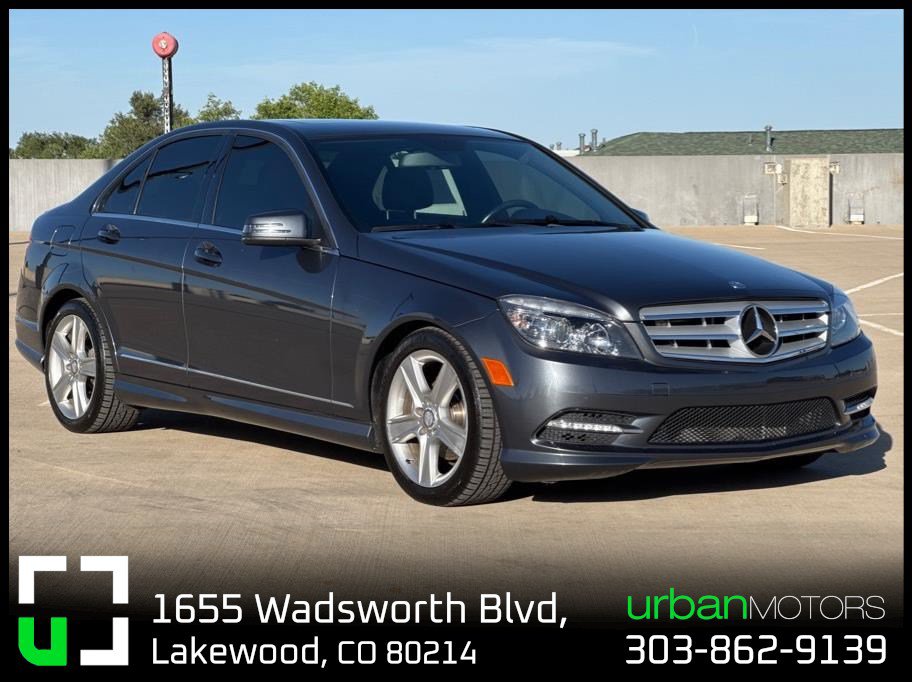 Used 2011 Mercedes-Benz C 300 4MATIC Sedan image 1