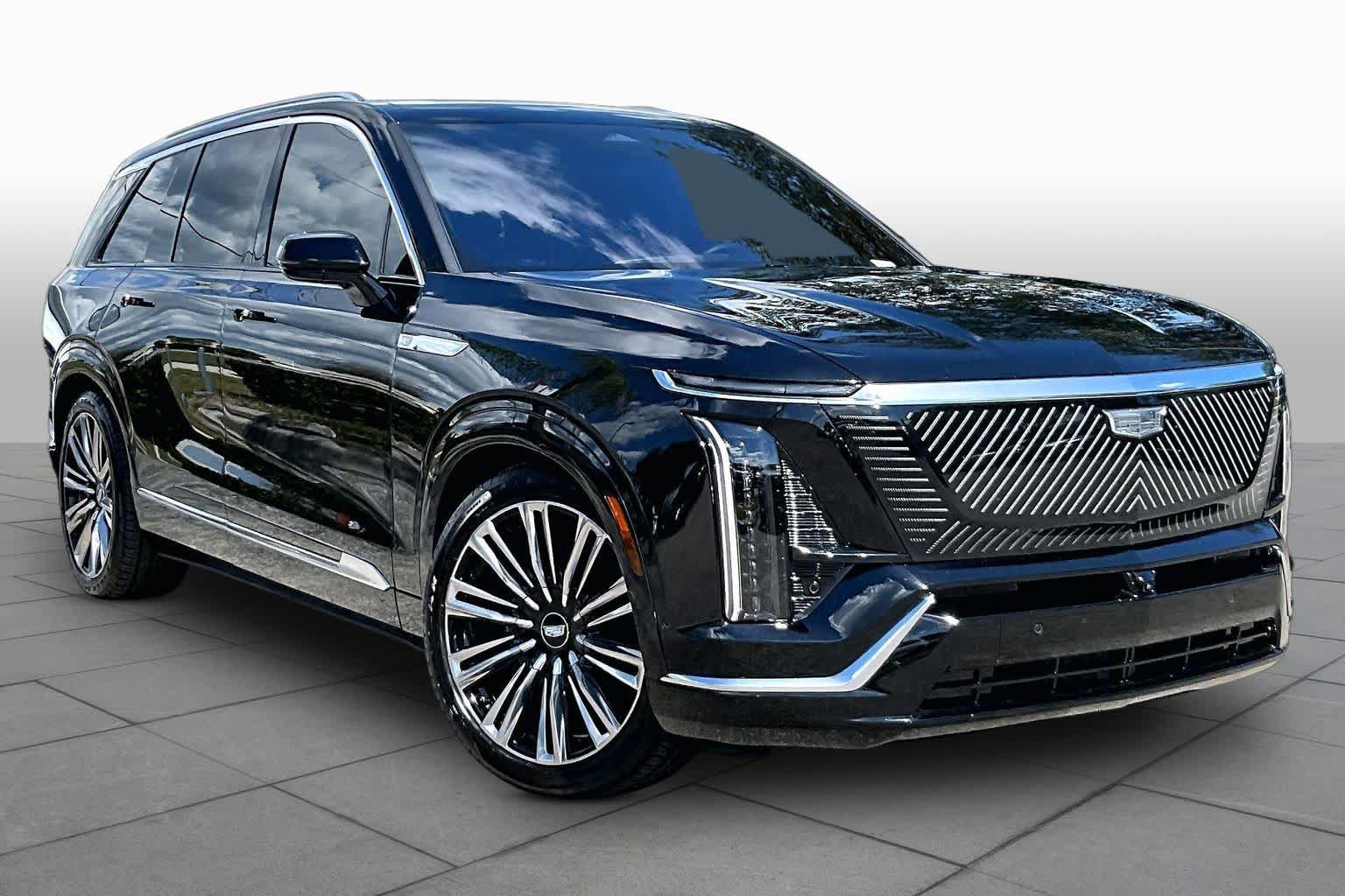 Used 2026 Cadillac Vistiq Premium Luxury AWD/4WD image 2