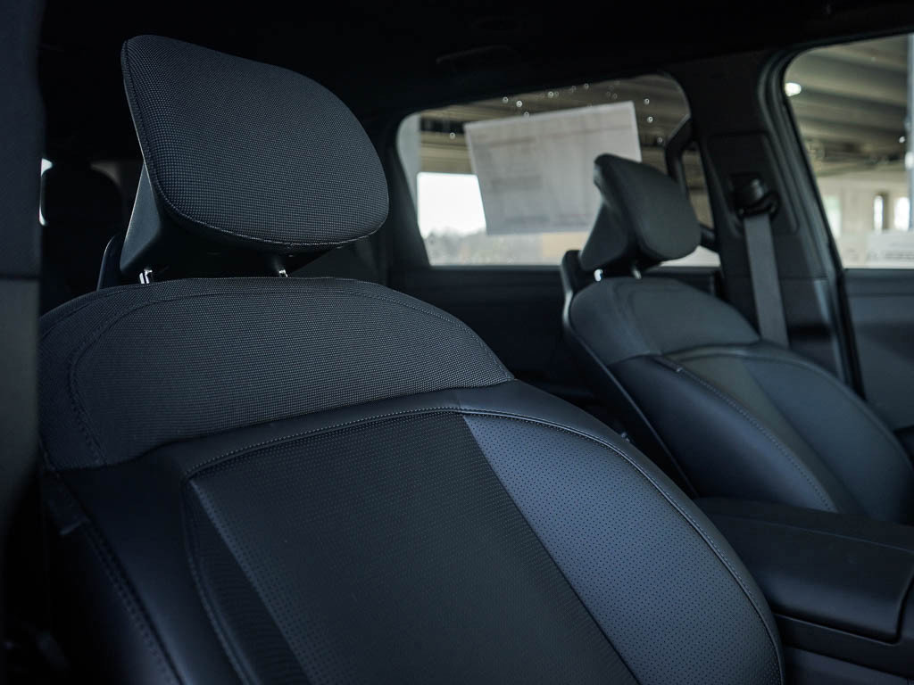 New 2027 Kia Telluride S image 12