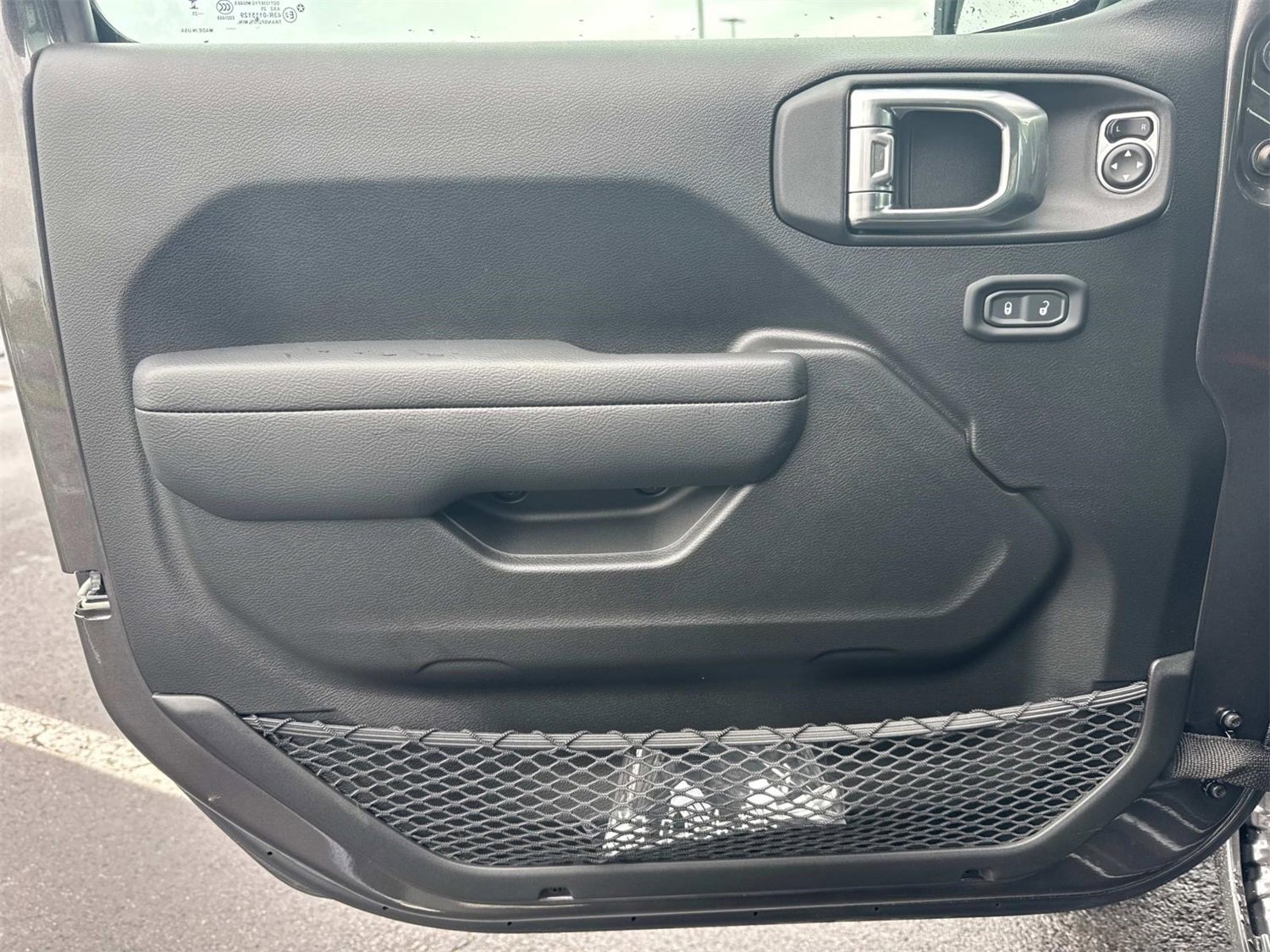 New 2025 Jeep Gladiator Sport image 21