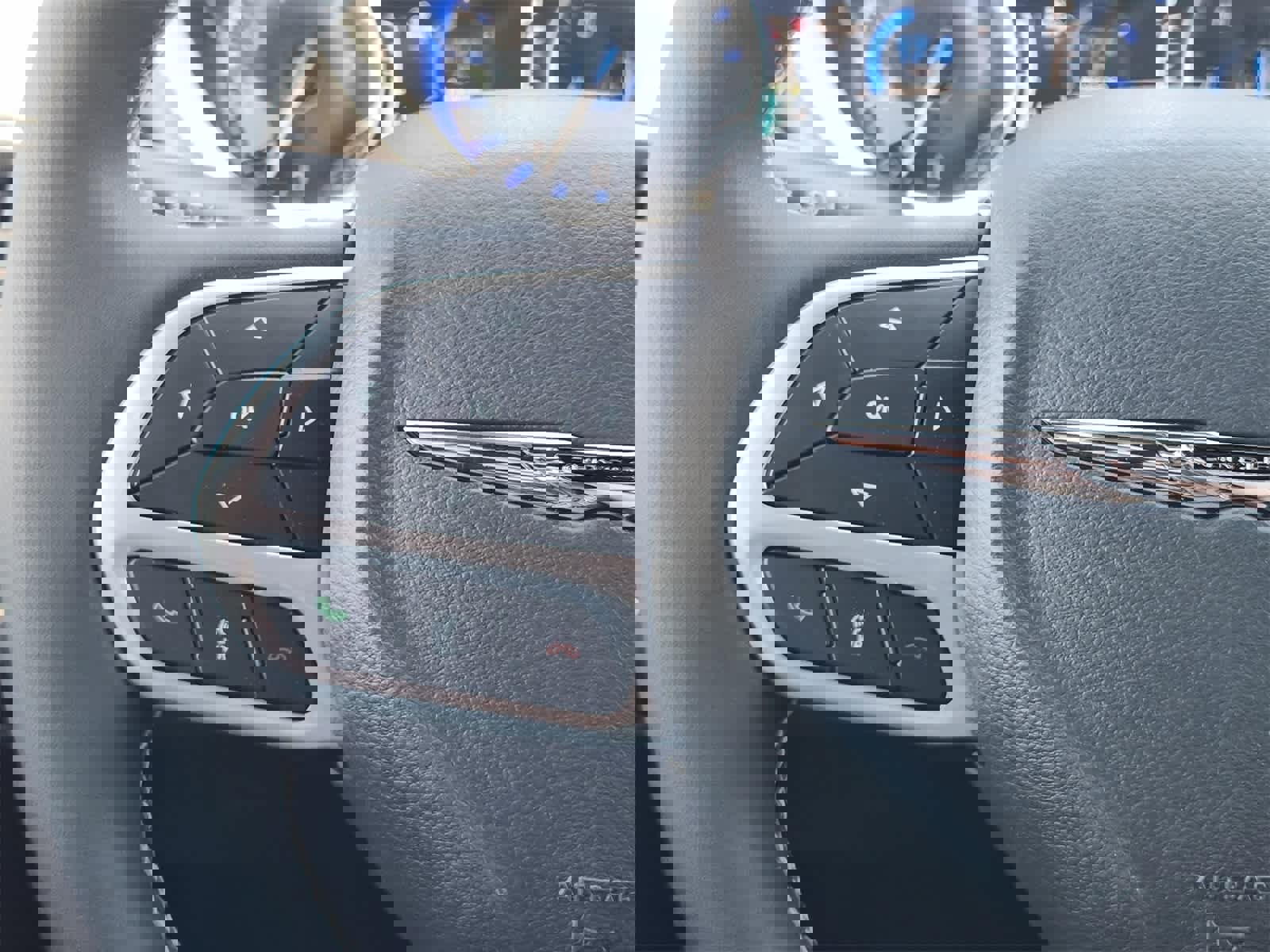 New 2025 Chrysler Pacifica Select w/ Fav Edition Package image 23