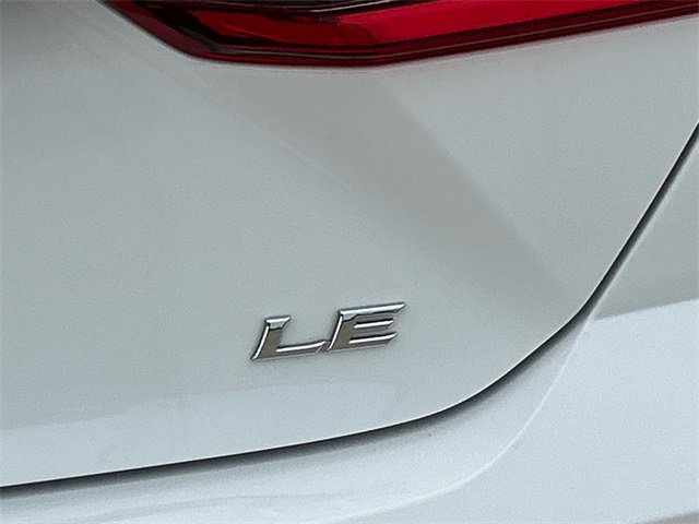 Used 2025 Toyota Camry LE image 9