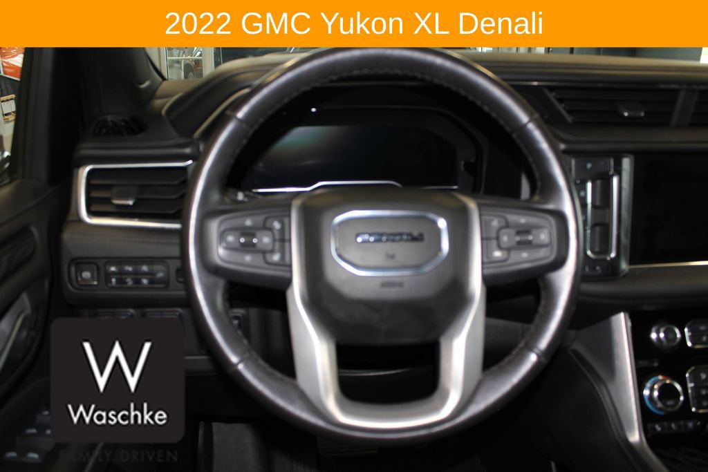 Used 2022 GMC Yukon XL Denali w/ Denali Premium Package AWD/4WD image 28