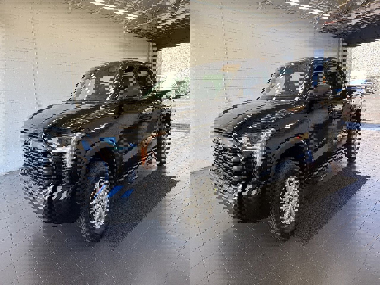 Used 2026 Toyota Tundra SR5 w/ SR5 Premium Package image 4