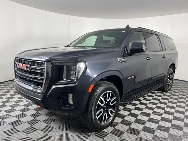 Used 2024 GMC Yukon XL AT4 w/ Technology Package AWD/4WD image 6