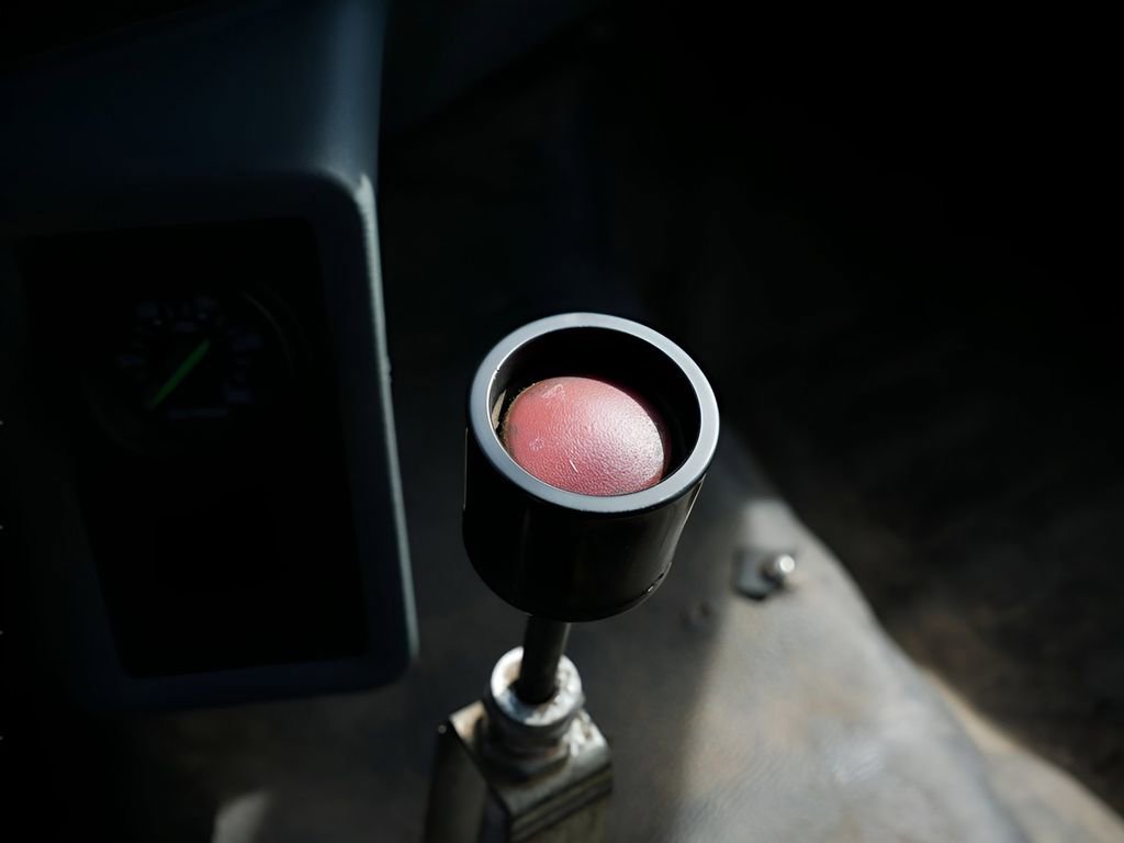 Used 2016 Ford F650 2WD Regular Cab Super Duty image 21