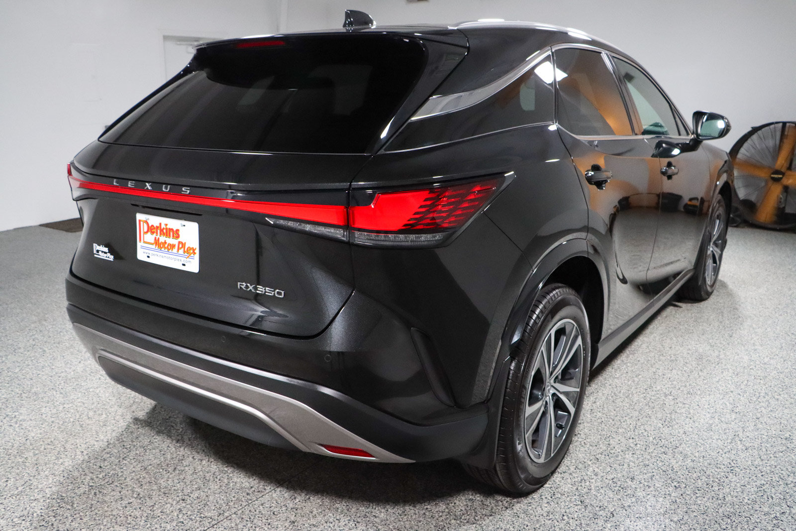 Used 2023 Lexus RX 350 Premium w/ Accessory Package (Z1) FWD image 7