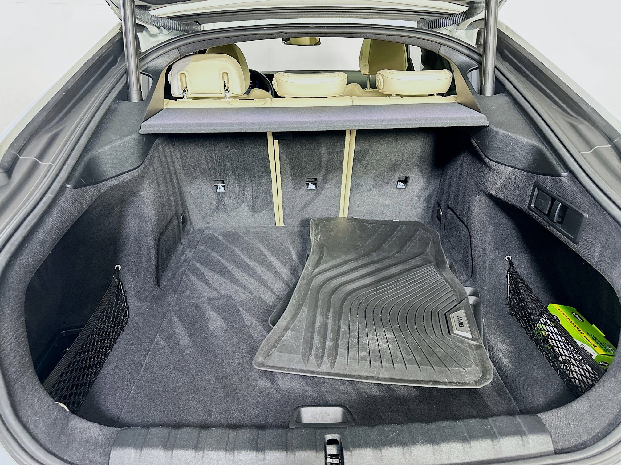 Used 2023 BMW i4 eDrive35 w/ Premium Package image 28