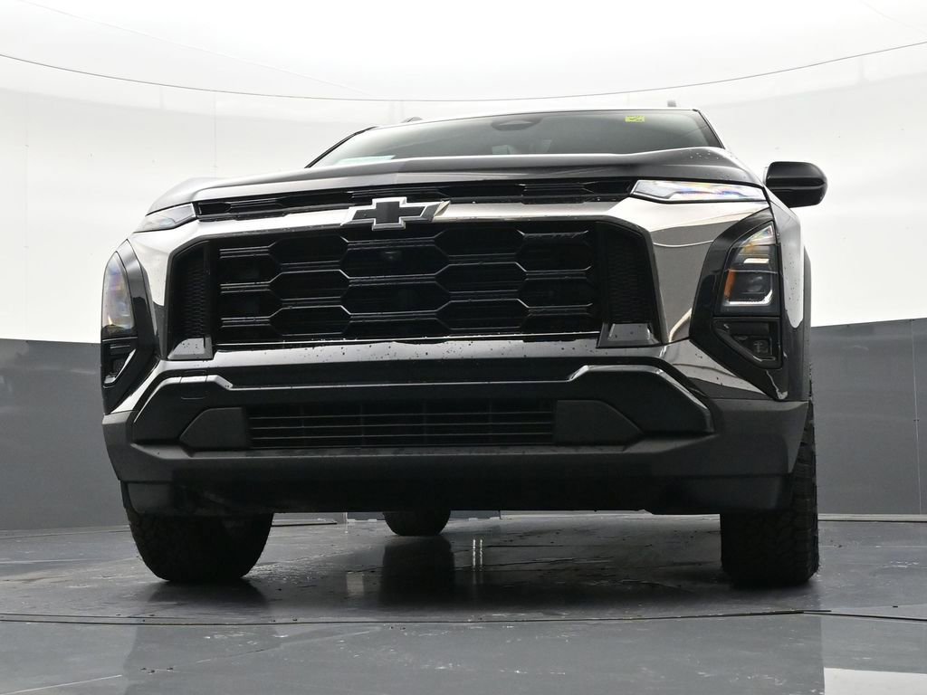 Used 2025 Chevrolet Equinox ACTIV w/ Safety and Technology Package image 30