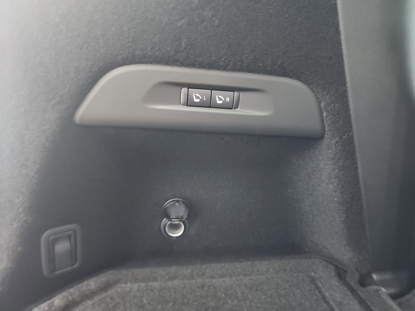 New 2026 INFINITI QX60 Autograph w/ Dark Cargo Package image 19