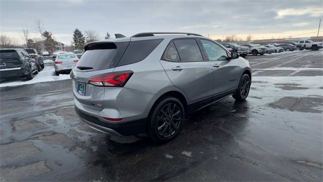 Certified 2024 Chevrolet Equinox RS w/ LPO, Floor Liner Package image 9
