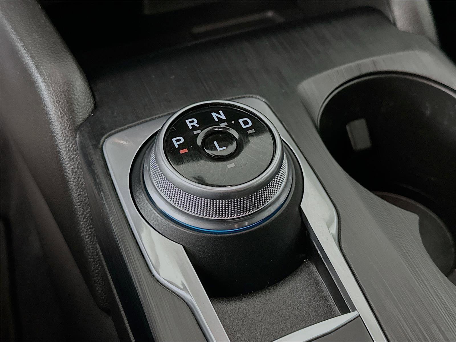 Used 2025 Ford Escape ST-Line image 17