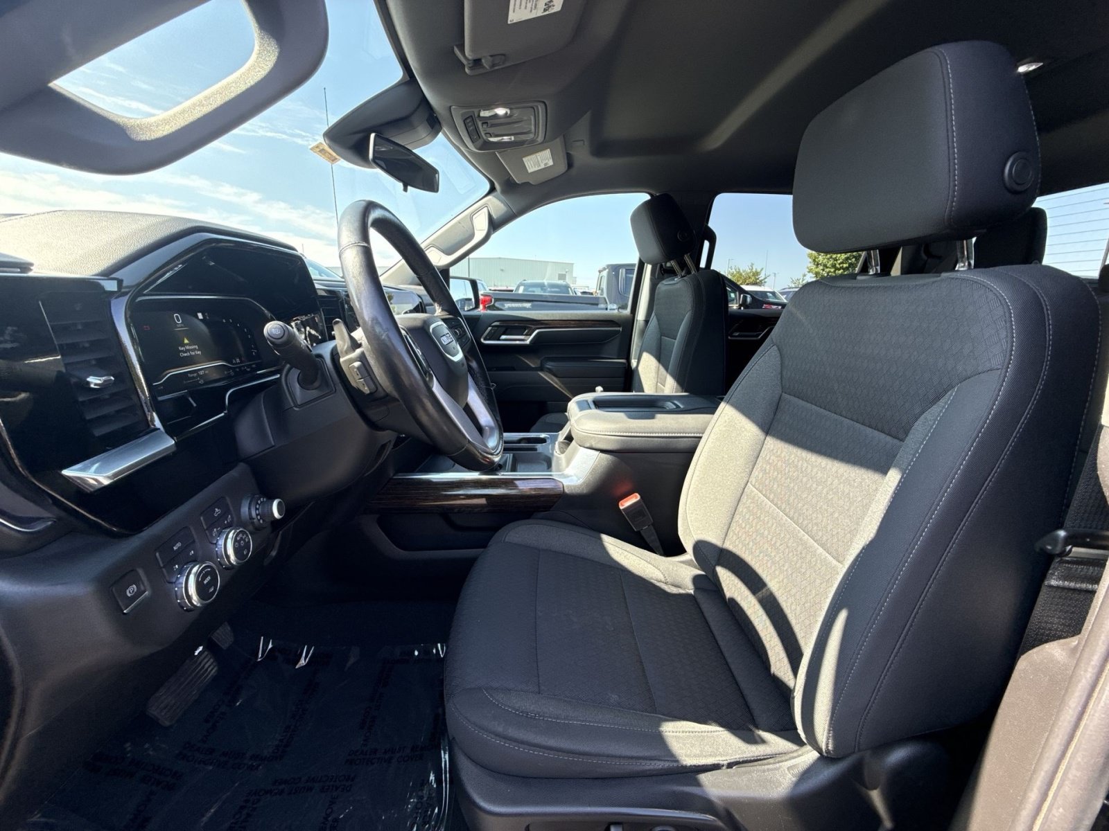 Used 2022 GMC Sierra 1500 Elevation AWD/4WD image 14