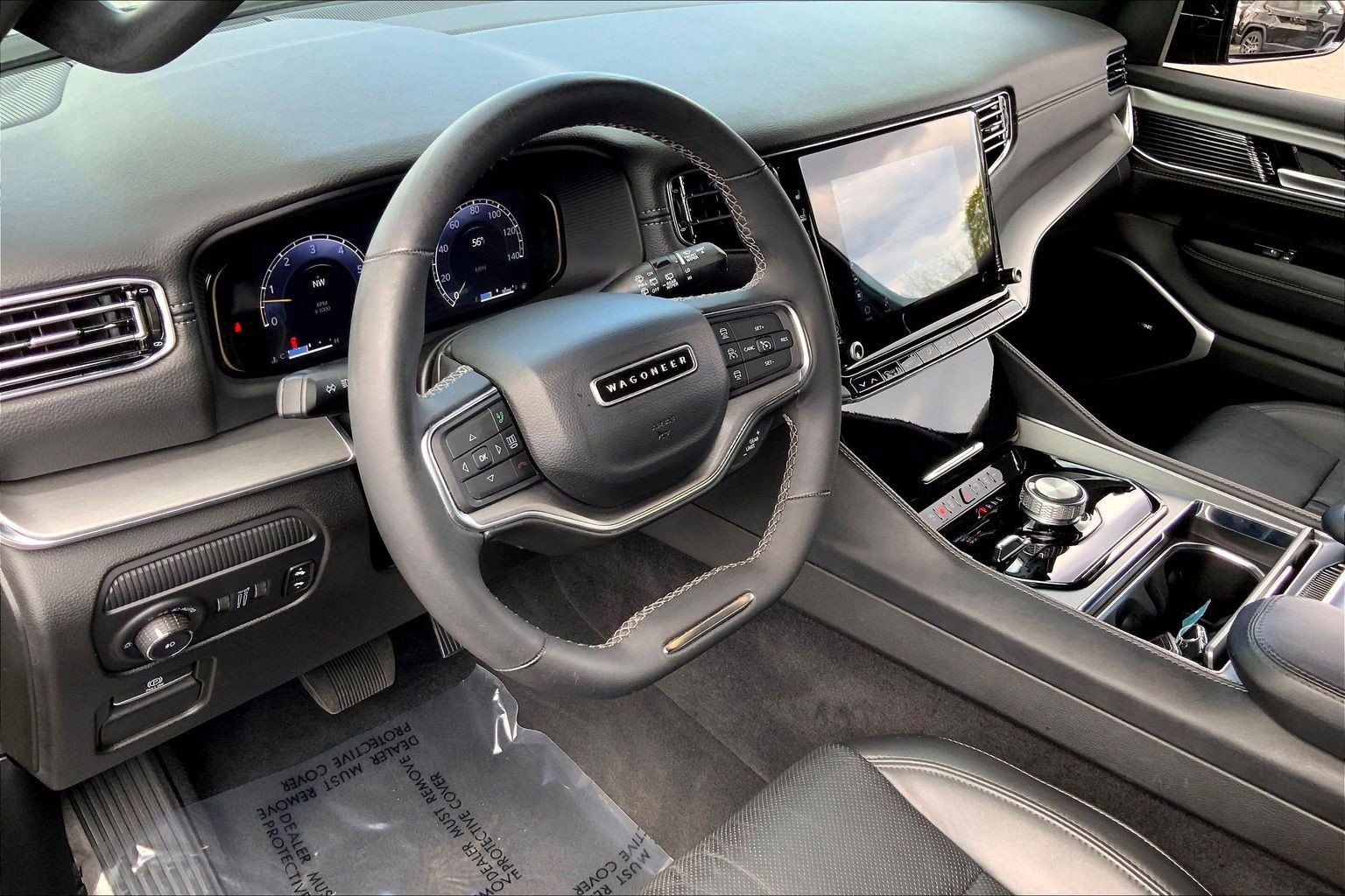 Certified 2024 Jeep Wagoneer Series II AWD/4WD image 17