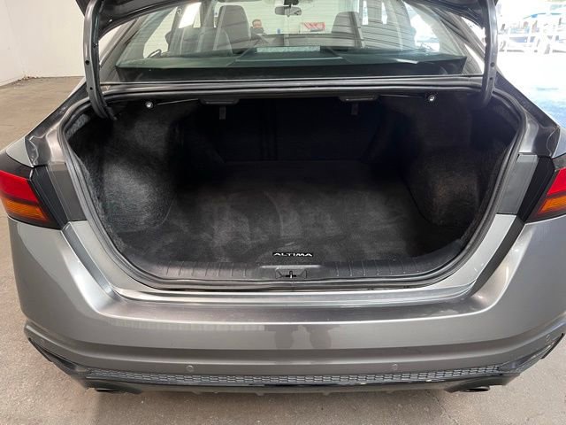 Used 2023 Nissan Altima 2.5 SR FWD image 16