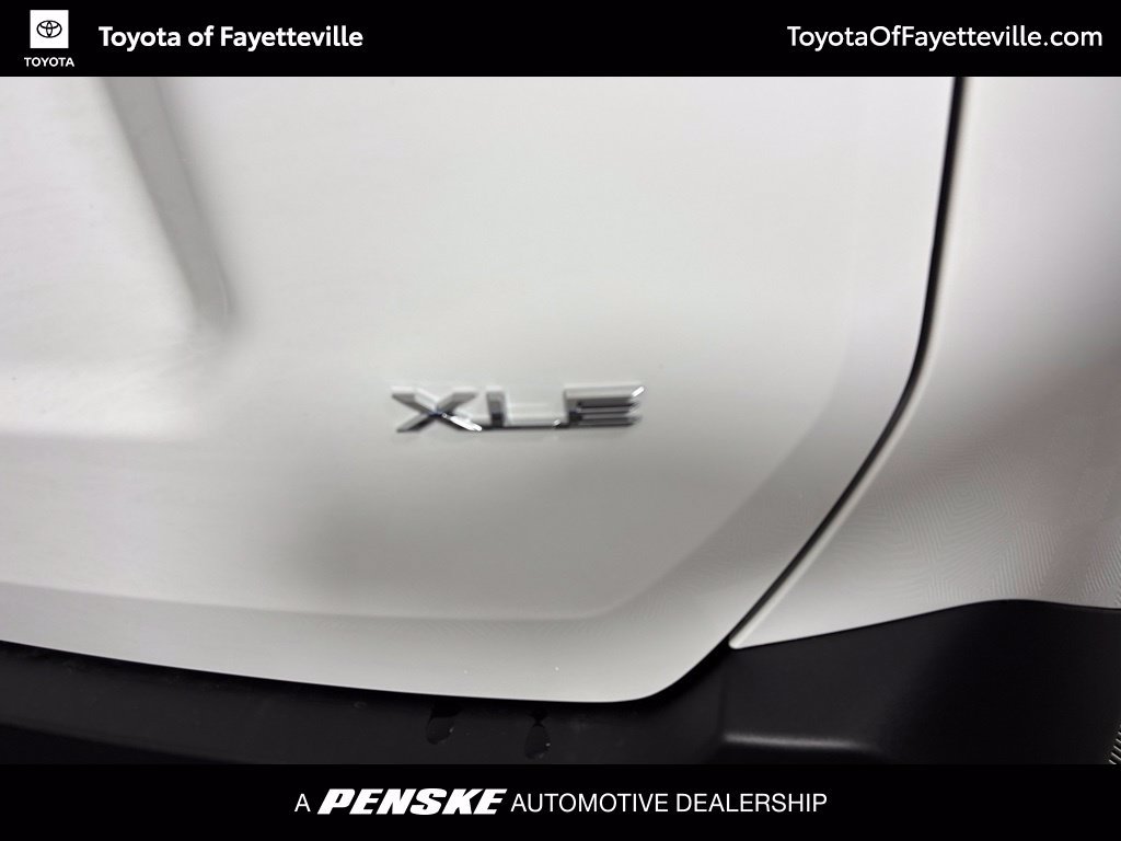 Used 2026 Toyota RAV4 XLE Premium w/ Weather Package AWD/4WD image 5