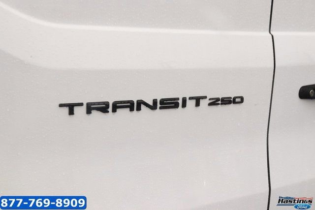 New 2026 Ford Transit 250 148 Medium Roof w/ Load Area Protection Package RWD image 7