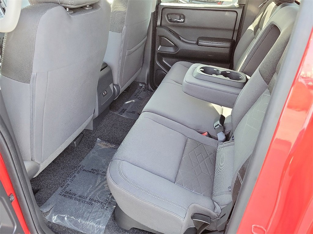 Used 2025 Nissan Frontier SV image 20