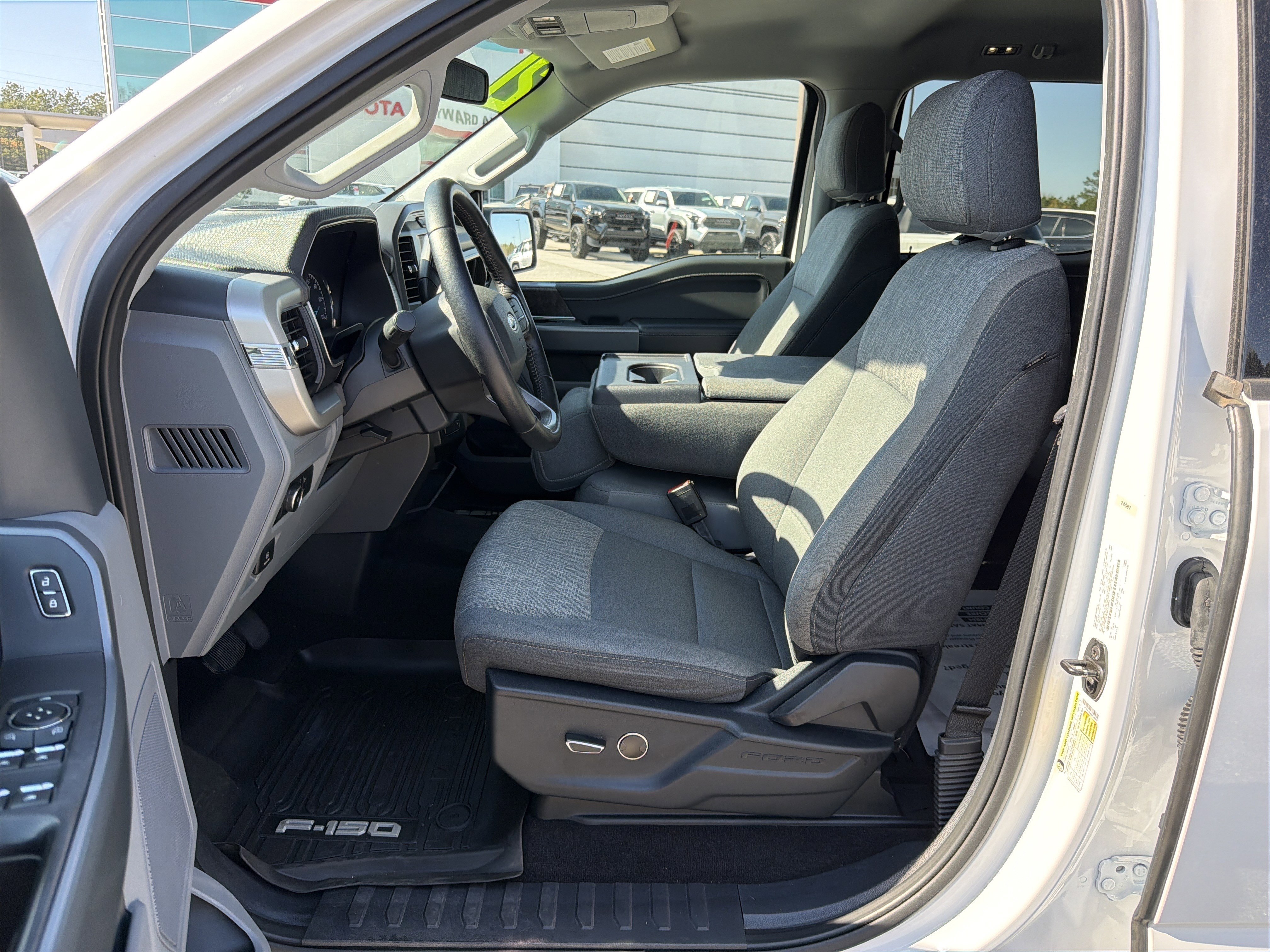 Used 2021 Ford F150 XLT w/ Equipment Group 301A Mid image 19