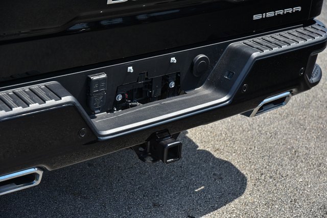 Used 2024 GMC Sierra 1500 Denali w/ Technology Package image 23