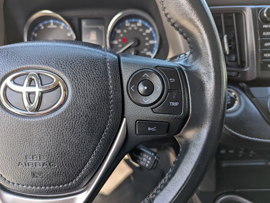 Used 2017 Toyota RAV4 Limited w/ Carpet Mat Package AWD/4WD image 18
